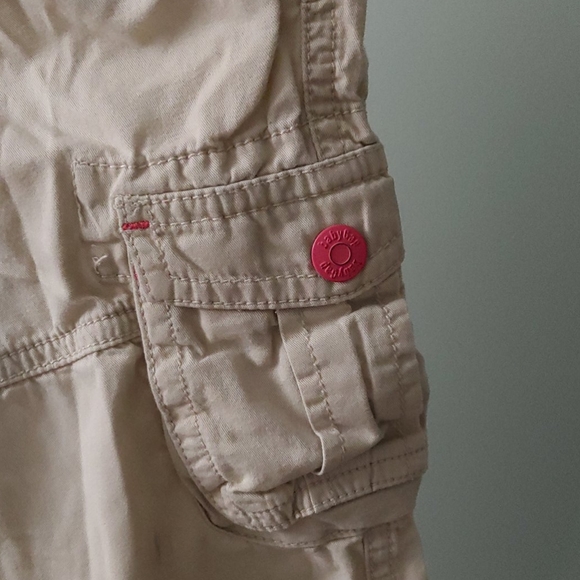 Mix&Match 3/$25 - babyGap Cargo Capri Pants - Picture 3 of 5